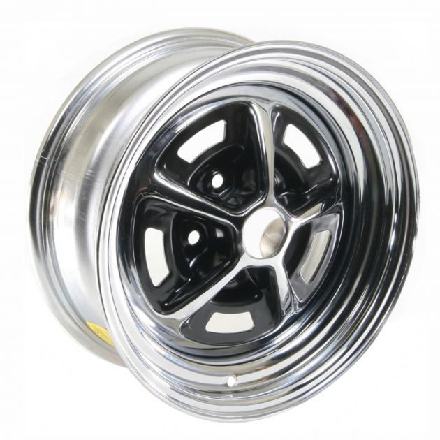 Roda Magnum 500 15 X 6 Furação 5 X 114,3