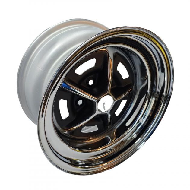 Roda de Aço estilo Magnum 500  15 X 8 Furação 5 X 114,3